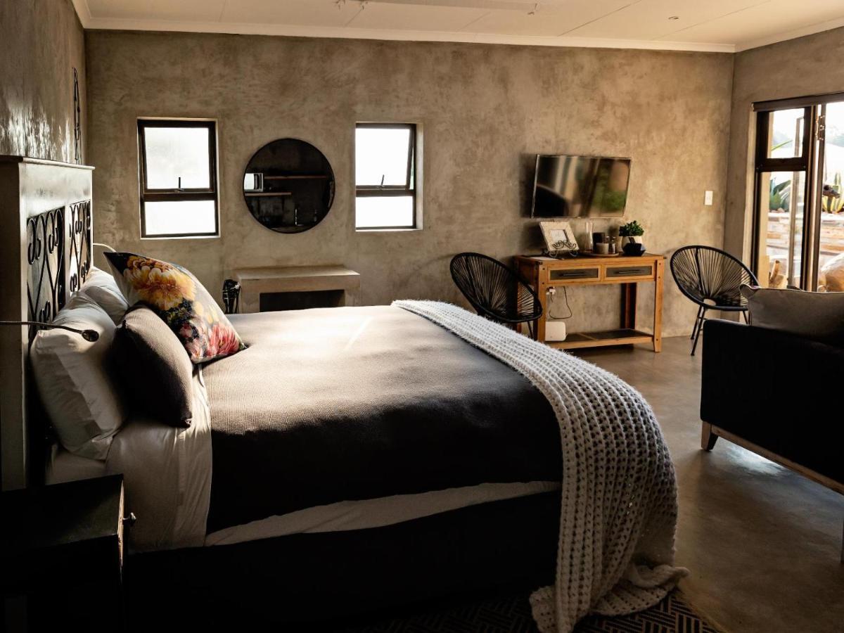 Guest Room At Joubert Piet Retief Esterno foto
